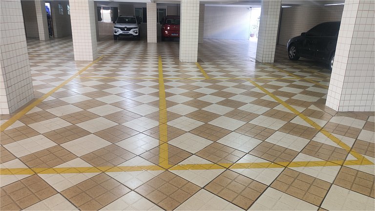 A 100m da Praia C/estacionamento e churrasqueira