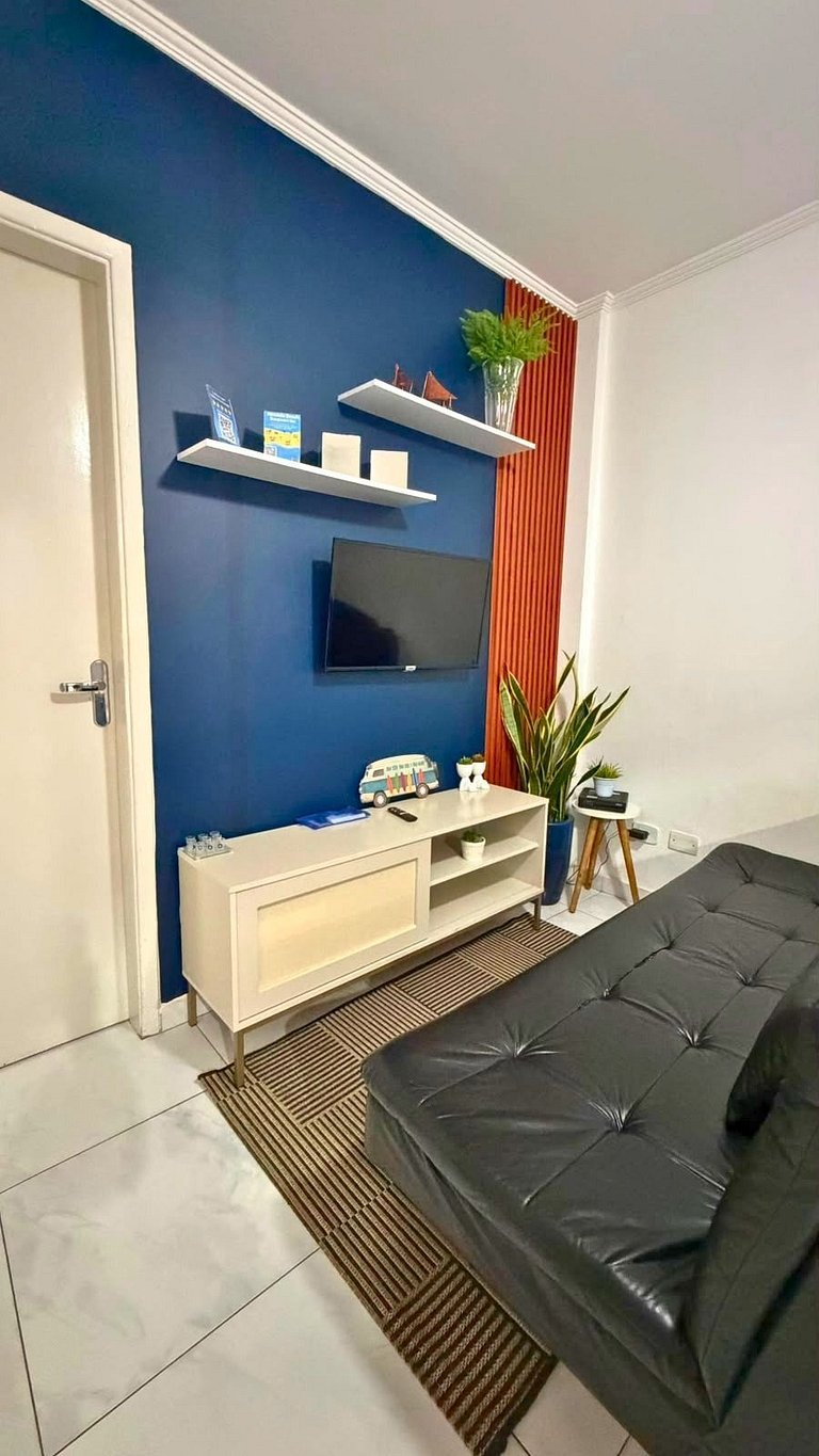 Pé na areia: 50m da praia com vaga de garagem!