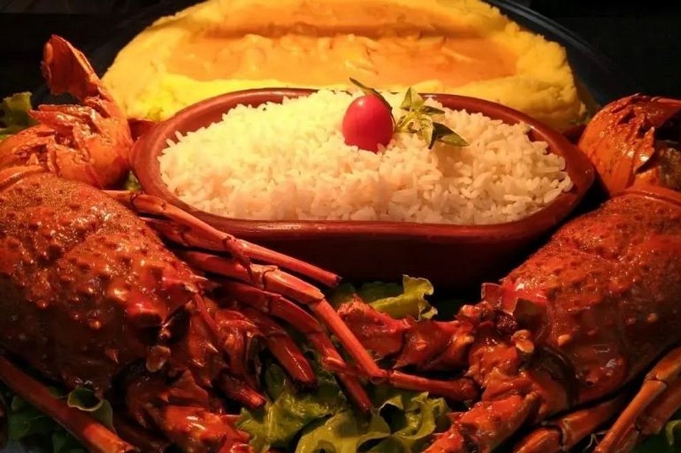 Onde Comer na Praia Grande: Melhores Quiosques e Restaurantes